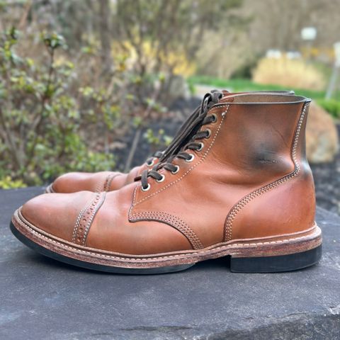 Oak Street Bootmakers Field Boot in Maryam Natural Horsebutt