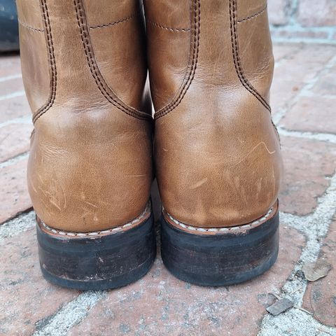 Thursday Captain in Horween Natural Chromexcel
