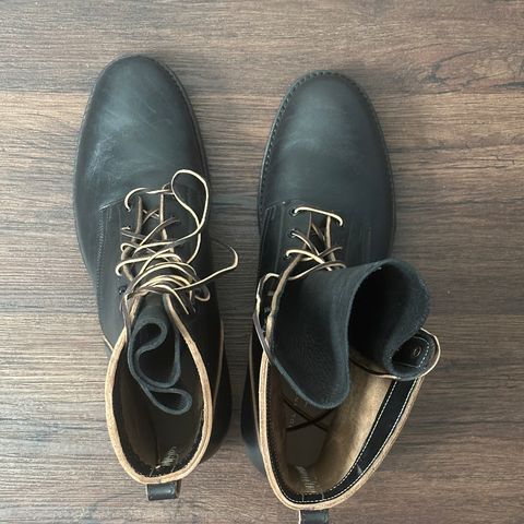 Rolling Dub Trio Griffin 8.5" Plain Toe Boots in Maryam Black Horsebutt