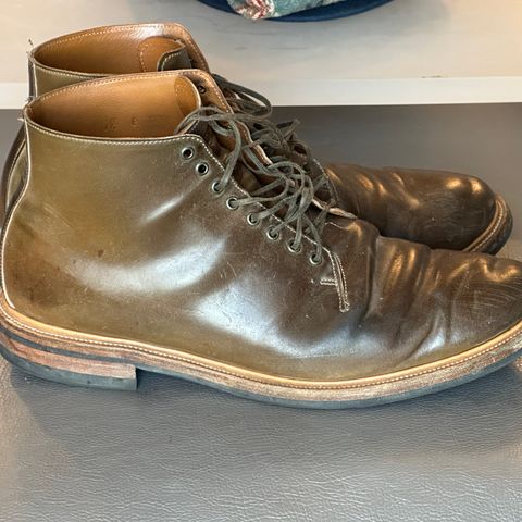 View photo of Viberg Wholecut Derby Boot in Horween Calvados Shell Cordovan