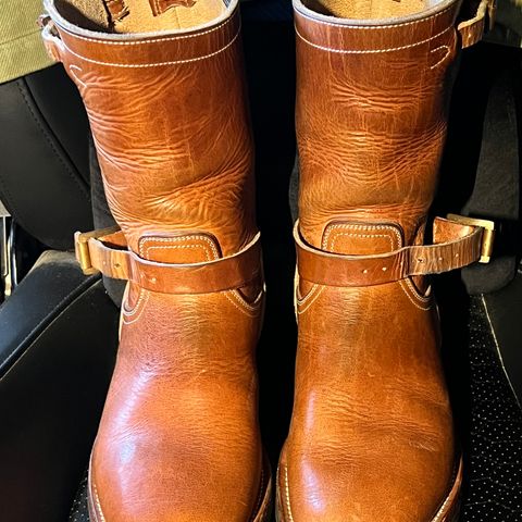 View photo of Unsung U 22-2 Engineer Boot in Horween Natural Dublin