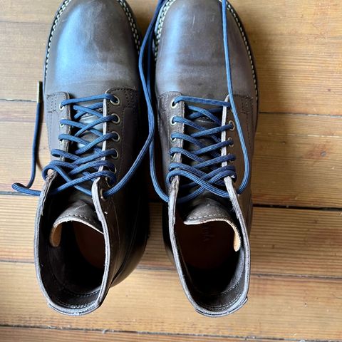 View photo of Viberg Service Boot in Maryam 1071 Horsebutt