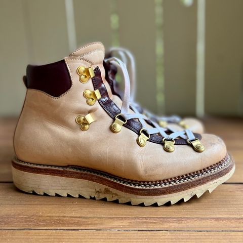 View photo of Sagara Trailmaster in Indonesian Natural Veg Tan