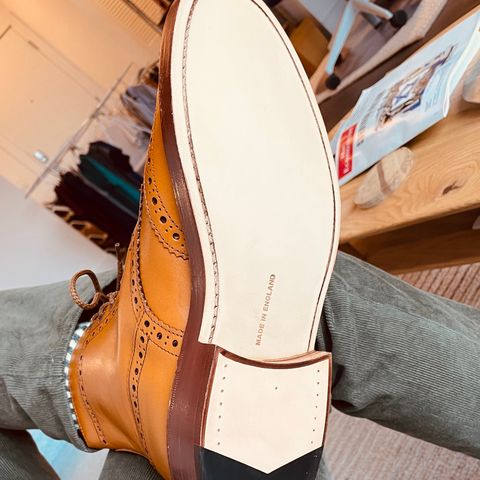 Tricker's Stow Country Boot in Acorn Antique