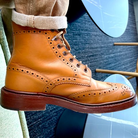 Tricker's Stow Country Boot in Acorn Antique