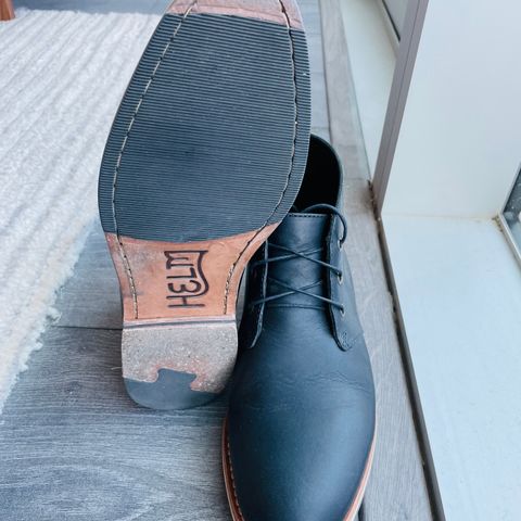 HELM The Declan in B' Leather Black Balthazar