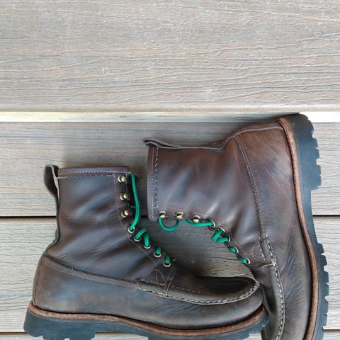 Russell Moccasin Weathered Oak Backcountry in Full-Grain Timberjack