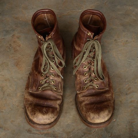 Search result thumbnail of Walker Golden Retriever 984 in Brown Leather