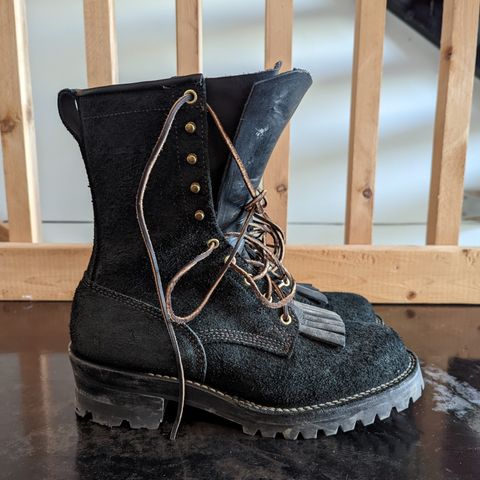 Viberg 155 Smokejumper Work Boot in Seidel Black Oil Tan Roughout
