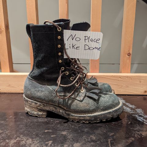 Viberg 155 Smokejumper Work Boot in Seidel Black Oil Tan Roughout