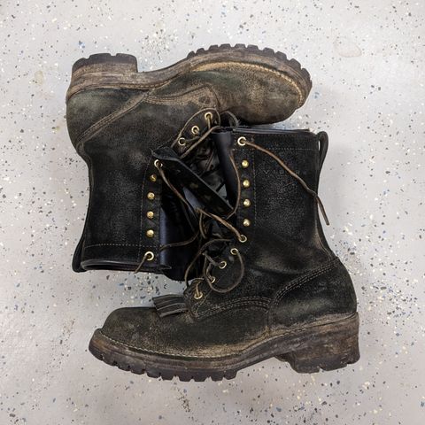 Viberg 155 Smokejumper Work Boot in Seidel Black Oil Tan Roughout