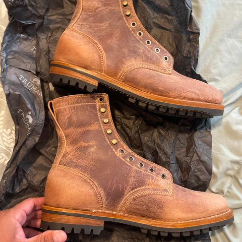 Charcoal Upland Boot in Sand Tetan Stag