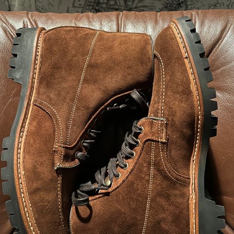 Allen Edmonds Freeport in Snuff Brown Suede