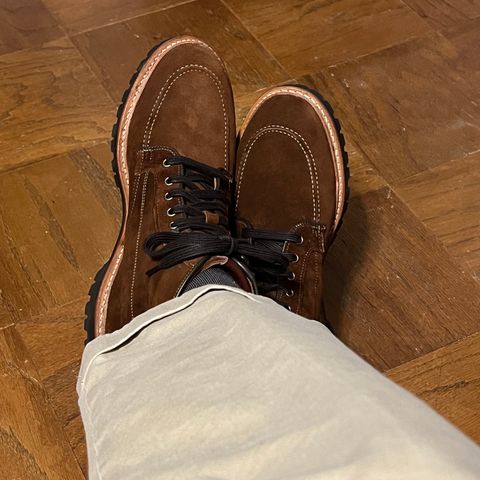Allen Edmonds Freeport in Snuff Brown Suede