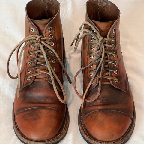 Oak Street Bootmakers Cap-toe Field Boot in Tempesti Brown Overdye Camello Asportabile