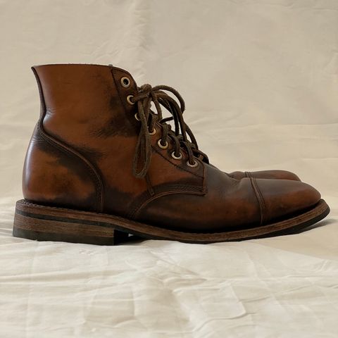 Oak Street Bootmakers Cap-toe Field Boot in Tempesti Brown Overdye Camello Asportabile