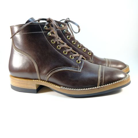 Onderhoud SVC03 Service Boot in Maryam T. Moro Horsebutt