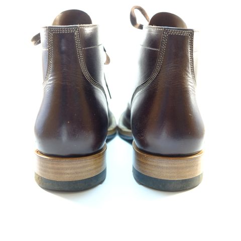 Onderhoud SVC03 Service Boot in Maryam T. Moro Horsebutt
