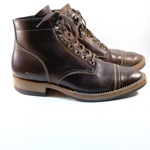 Onderhoud SVC03 Service Boot in Maryam T. Moro Horsebutt