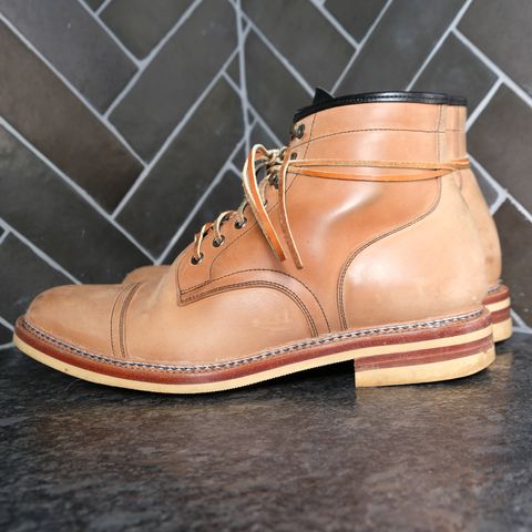Tahura Captoelari in Conceria Cloe Crust Shell Cordovan