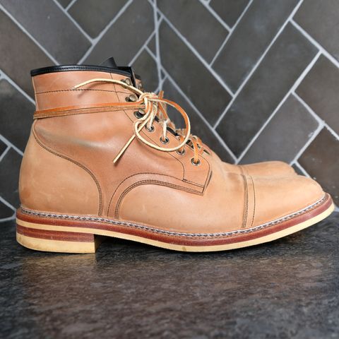 Tahura Captoelari in Conceria Cloe Crust Shell Cordovan