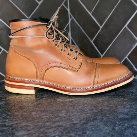 Tahura Captoelari in Conceria Cloe Crust Shell Cordovan