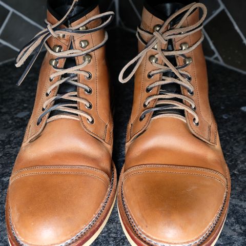 Tahura Captoelari in Conceria Cloe Crust Shell Cordovan
