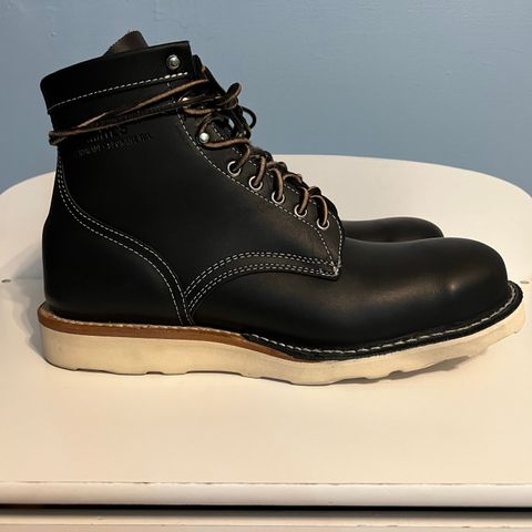 View photo of White's Unknown Model in Seidel Black Oil Tan