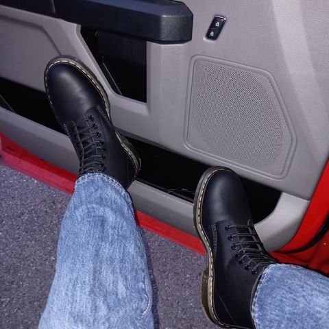 Dr. Martens 1460 SR in Industrial Full Grain