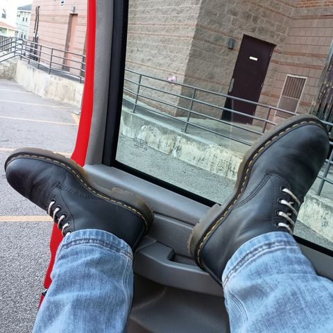 Dr. Martens 1460 SR in Industrial Full Grain
