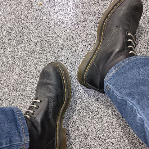 Dr. Martens 1460 SR in Industrial Full Grain