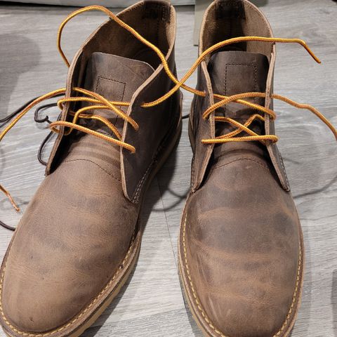 Red Wing Weekender Chukka in S.B. Foot Charcoal Rough and Tough
