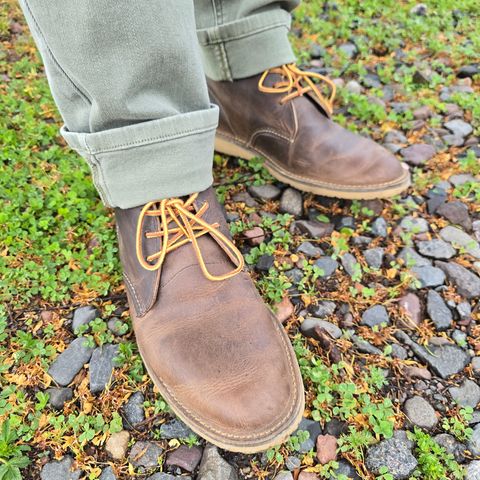Red Wing Weekender Chukka in S.B. Foot Charcoal Rough and Tough