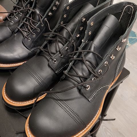 Red Wing Iron Ranger in S.B. Foot Black Harness