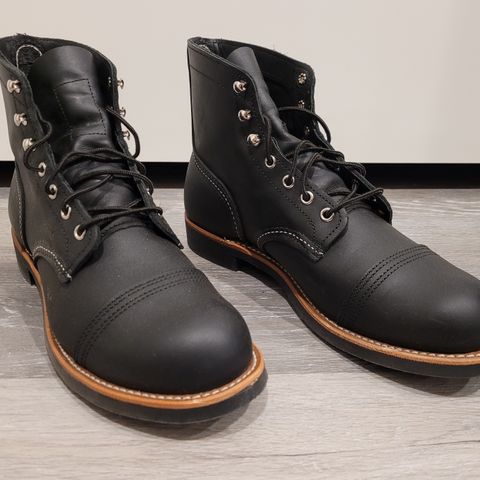 Red Wing Iron Ranger in S.B. Foot Black Harness