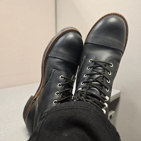 Red Wing Iron Ranger in S.B. Foot Black Harness