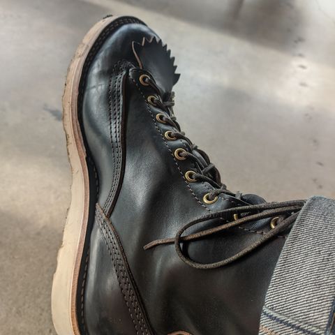 View photo of Wesco Jobmaster in Horween Black Chromexcel Horsehide