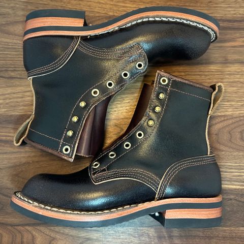 Nicks Falcon in Horween Dark Brown Waxed Flesh