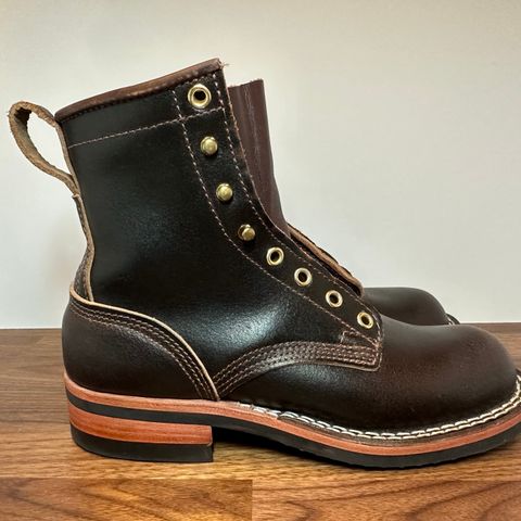 Nicks Falcon in Horween Dark Brown Waxed Flesh