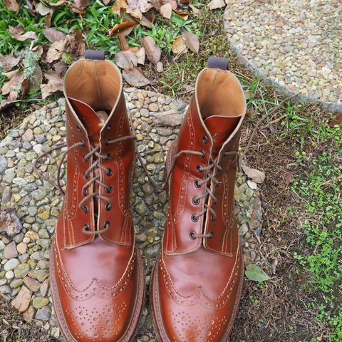 Tricker's Stow Country Boot in Unlisted Leather