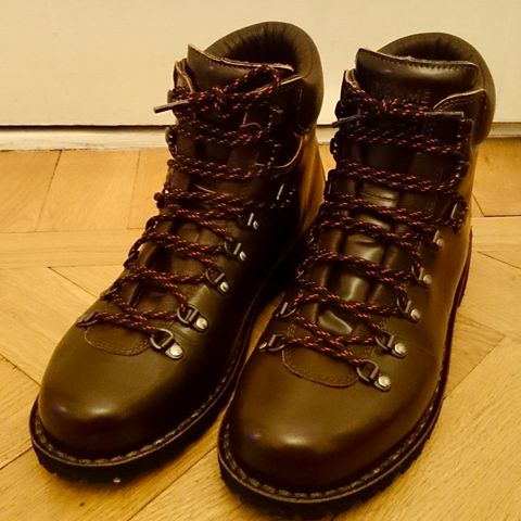 View photo of Diemme Roccia Vet in Brown Patent