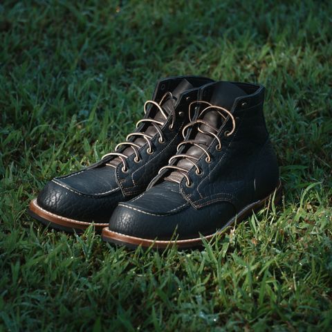 Truman Moc Toe in Law Tanning Black Big Horn Shrunken Bison