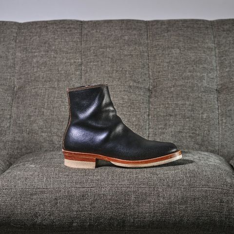 Fortis Antasena Sidezip in Horween Huntsman Black Waxed Flesh