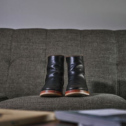 Fortis Antasena Sidezip in Horween Huntsman Black Waxed Flesh