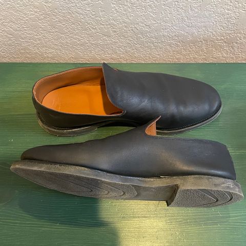 Viberg Slipper in Maryam Nero Washed Kangaroo