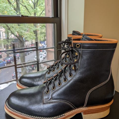Monroe 19927 in Shinki Black Oiled Horsebutt