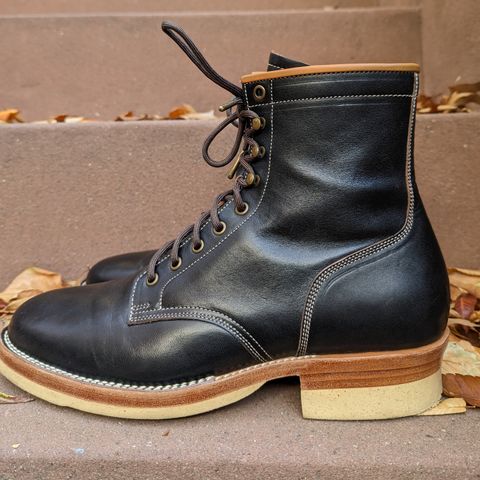 Monroe 19927 in Shinki Black Oiled Horsebutt