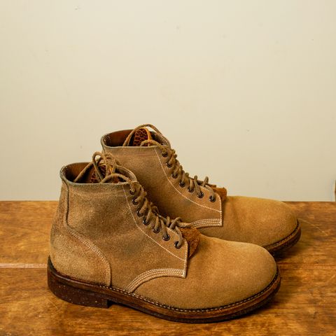 View photo of Oak Street Bootmakers Field Boot in Horween Marine Field Roughout