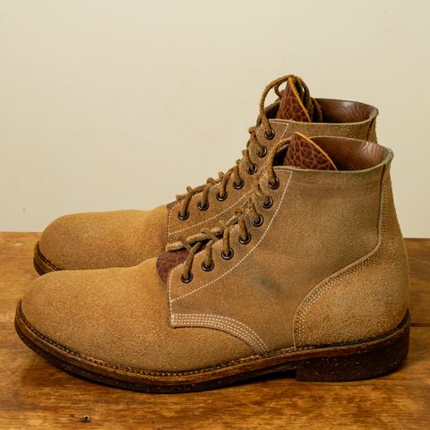 View photo of Oak Street Bootmakers Field Boot in Horween Marine Field Roughout