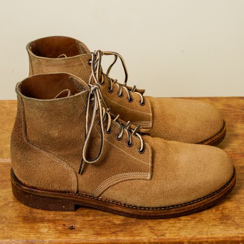 View photo of Oak Street Bootmakers Field Boot in Horween Marine Field Roughout